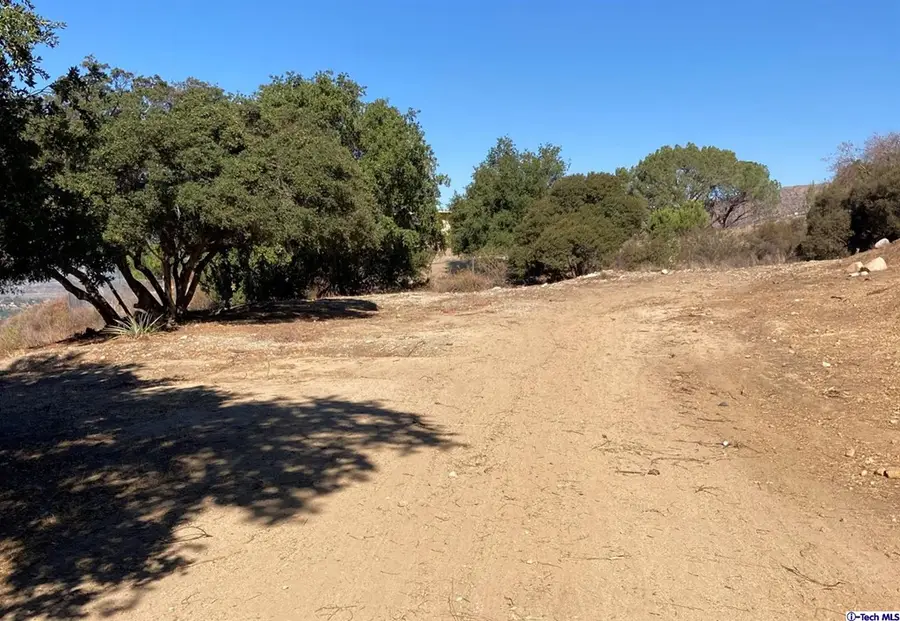 6835 Grenoble, Tujunga, CA 91042 - Image #2