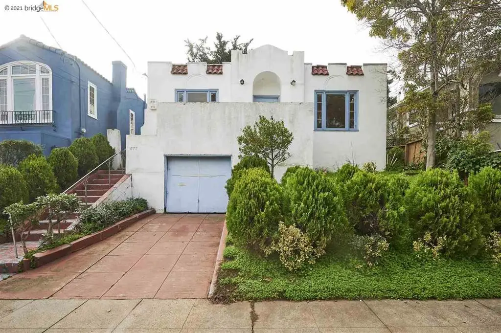 877 Alma Pl, Oakland, CA 94610 - Image #1