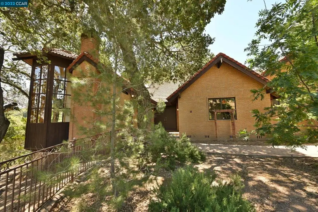 5433 Alhambra Valley Rd, Martinez, CA 94553 - Image #1