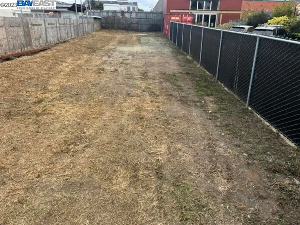 Magnolia St, Oakland, CA 94608 - Image #1