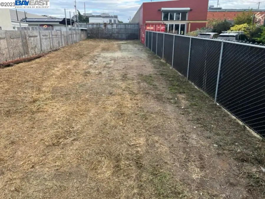 Magnolia St, Oakland, CA 94608 - Image #2