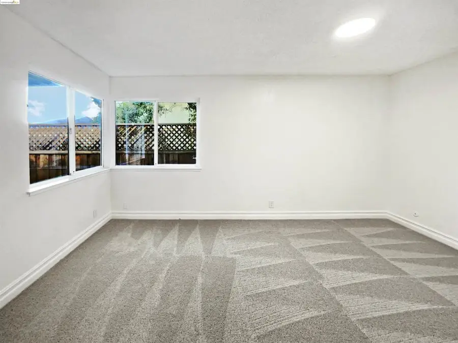 1023 Delna Manor #Lane, San Jose, CA 95128 - Image #2