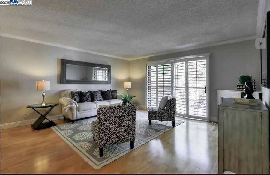 430 N Civic Dr #411, Walnut Creek, CA 94596 - Image #3