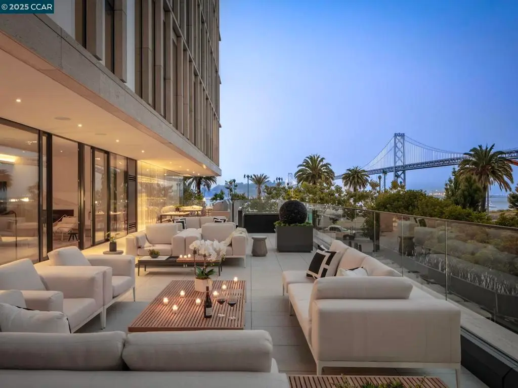 1 Steuart Ln #1103, San Francisco, CA 94105 - Image #1