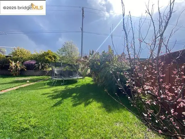 150 Daisy Ct, Vallejo, CA 94589 - Image #2