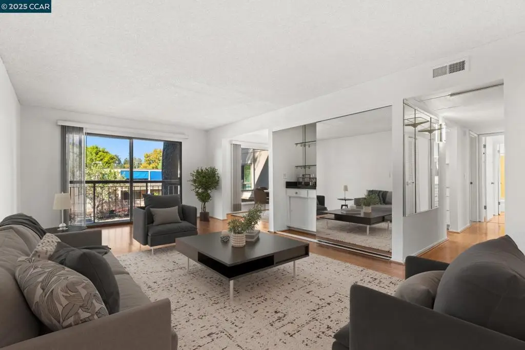 470 N Civic Dr #208, Walnut Creek, CA 94596 - Image #1