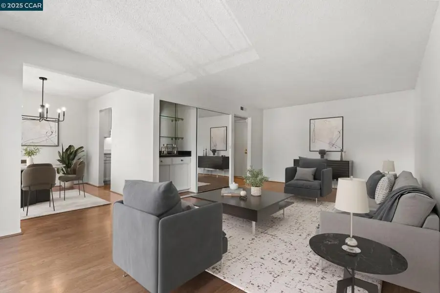 470 N Civic Dr #208, Walnut Creek, CA 94596 - Image #3