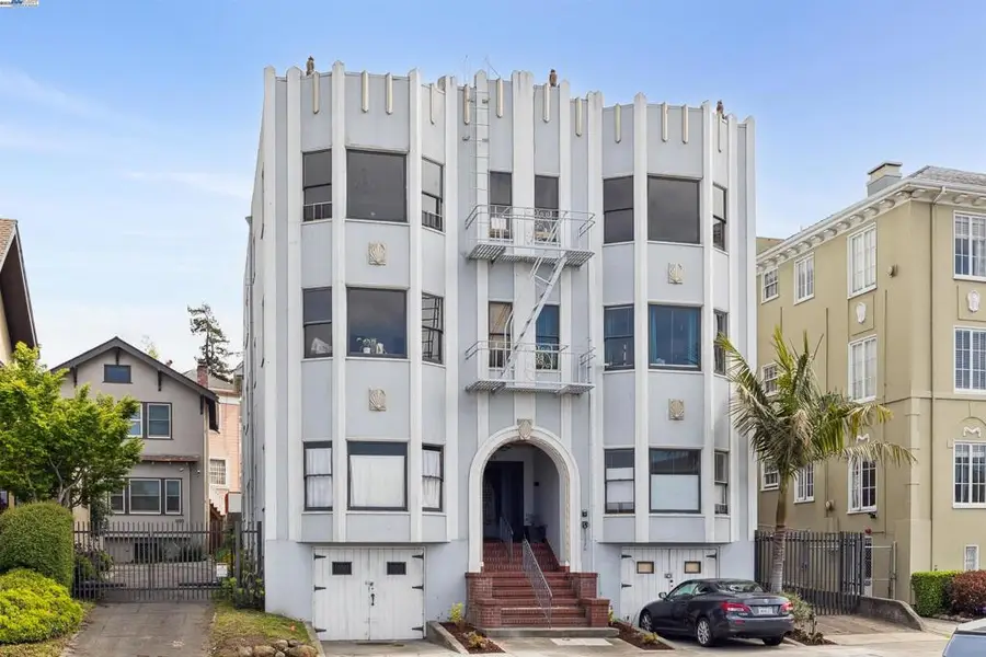 1438 Lakeshore Ave #6, Oakland, CA 94606 - Image #3