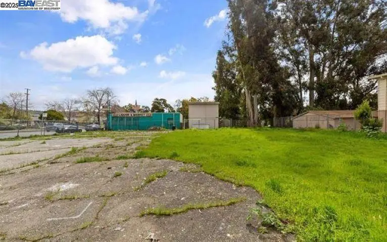 7701 Bancroft Avenue, Oakland, CA 94605 - Image #2