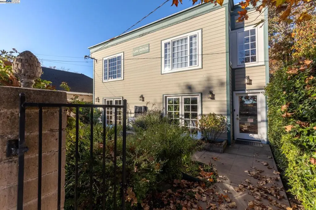 54 Railroad Ave, Richmond, CA 94801 - Image #1