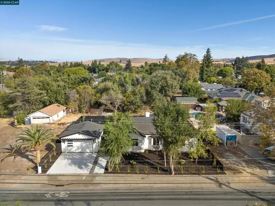 1824 Scott Rd, Concord, CA 94519 - Image #3