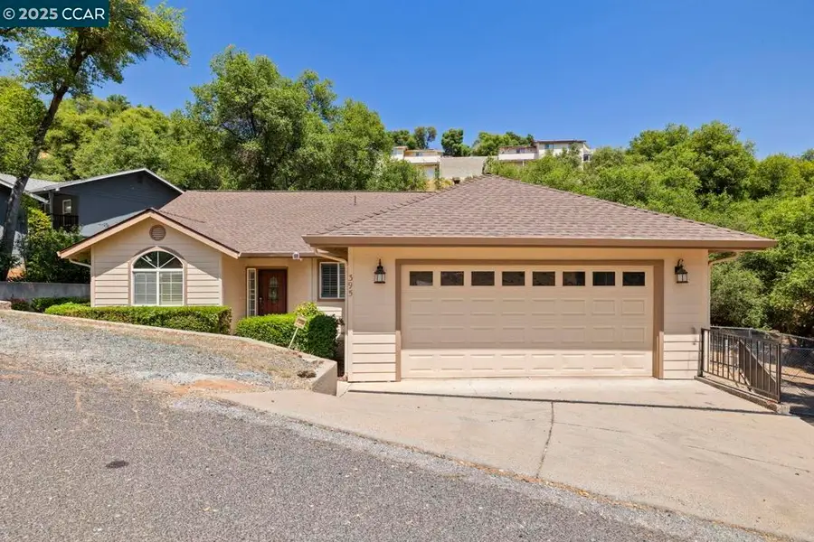 395 N Arbona Cir, Sonora, CA 95370 - Image #2