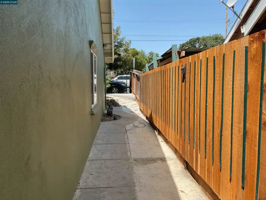 94 Anchor Dr, Bay Point, CA 94565 - Image #2