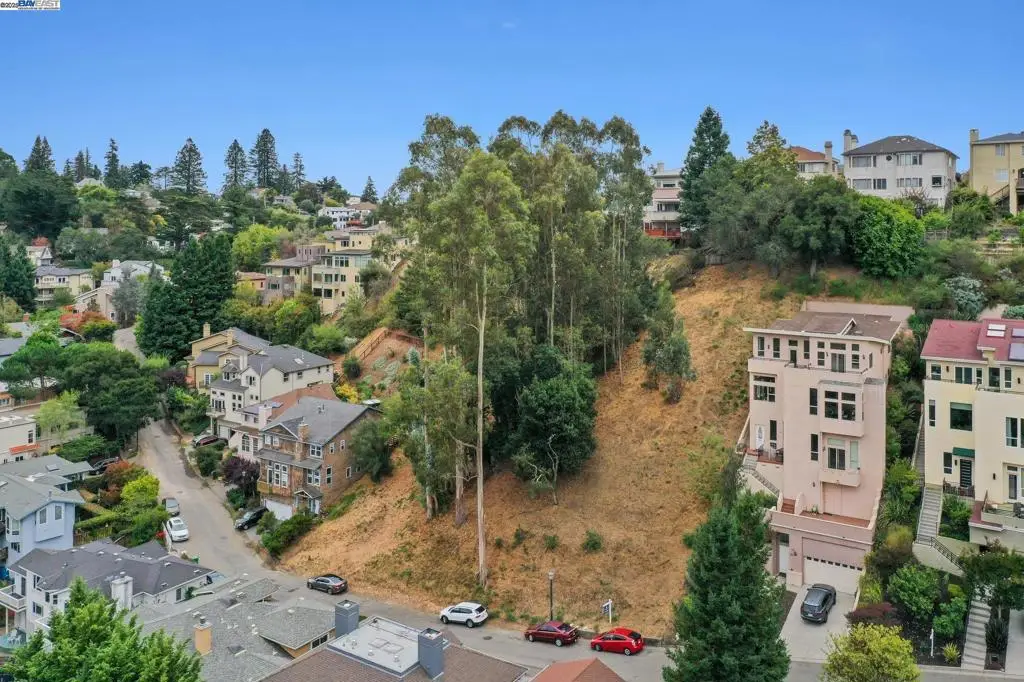 209 Sheridan Rd, Oakland, CA 94618 - Image #1