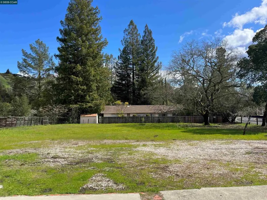 3894 El Nido Ranch Rd, Lafayette, CA 94549 - Image #3