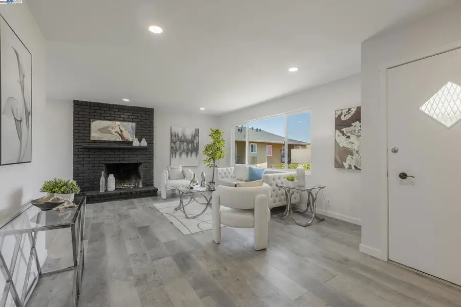 1965 Ascot Dr #6, Moraga, CA 94556 - Image #3