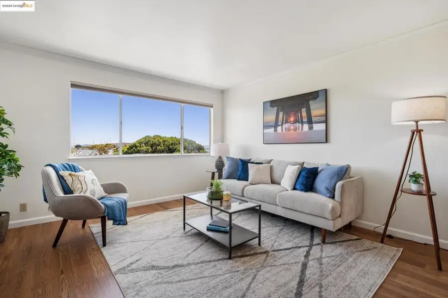 1205 Melville Sq #304, Richmond, CA 94804 - Image #2