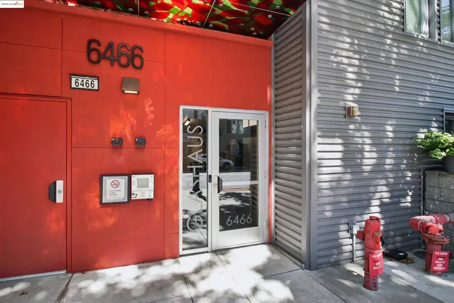 6466 Hollis St #242, Emeryville, CA 94608 - Image #2