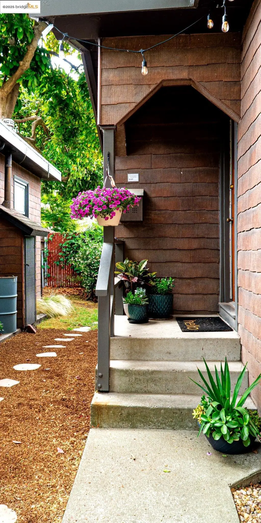 1130 Derby St, Berkeley, CA 94702 - Image #1