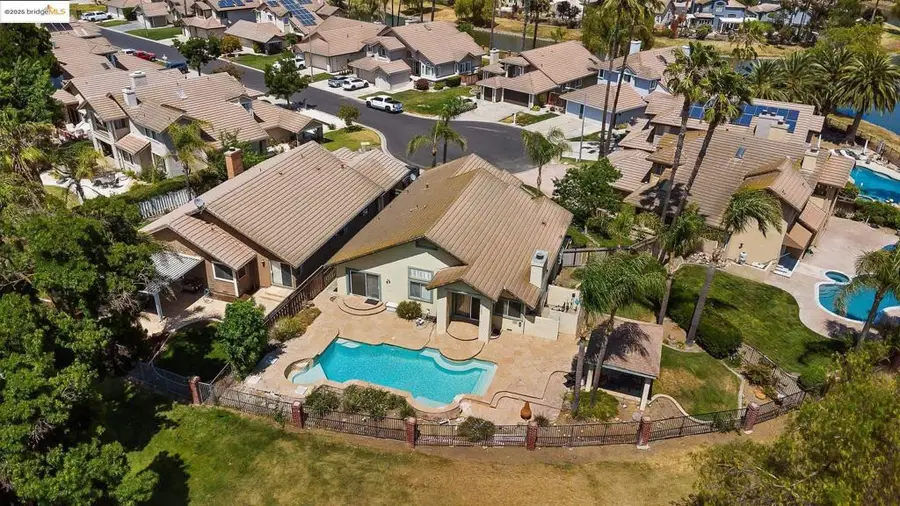 2244 Colonial Ct, Discovery Bay, CA 94505 - Image #2