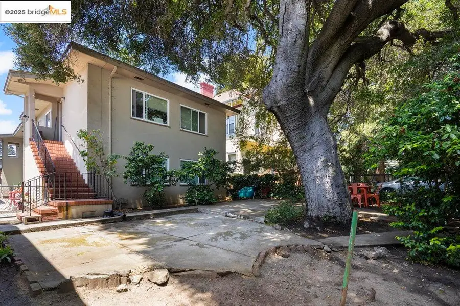 5438 Claremont Avenue, Oakland, CA 94618 - Image #3