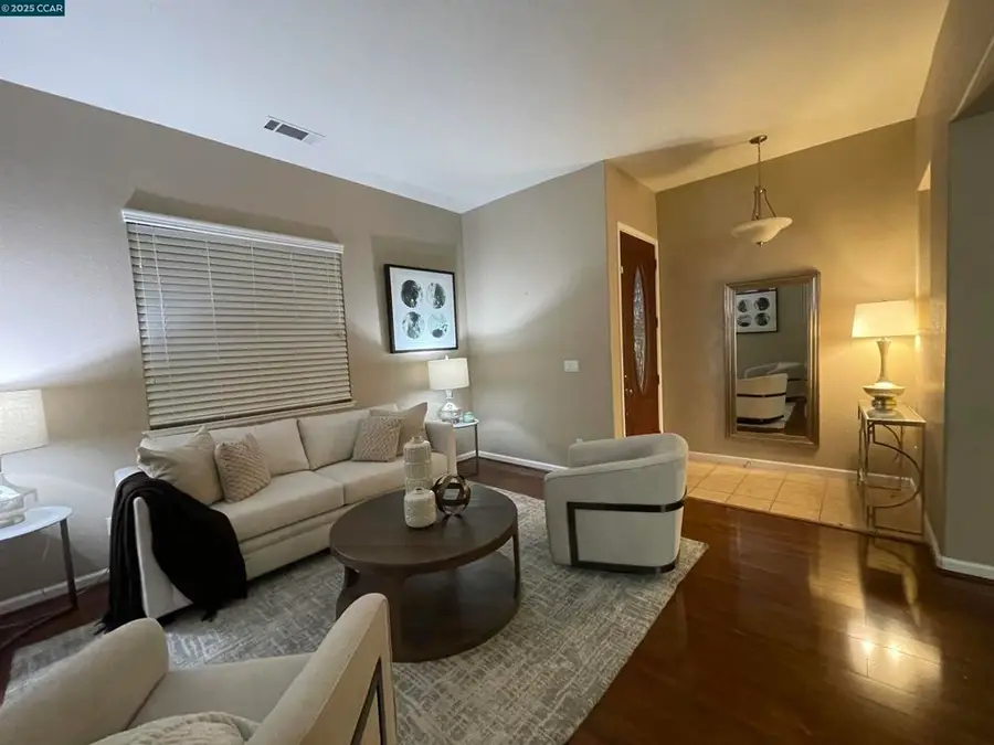 4150 Cherry Blossom Ln, Tracy, CA 95377 - Image #2