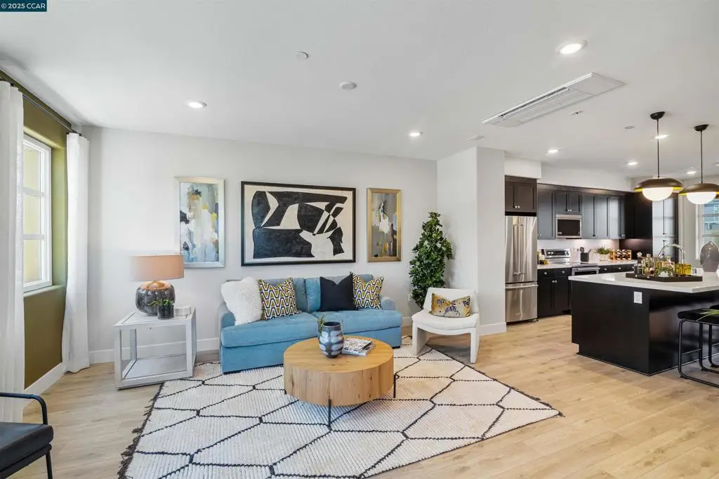 27258 Lumina Ct, Hayward, CA 94541 - Image #1