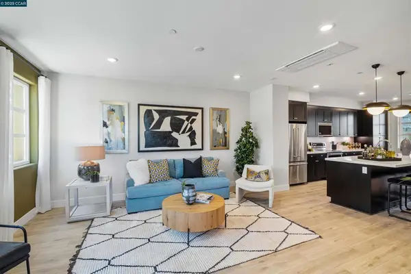 27258 Lumina Ct, Hayward, CA 94541