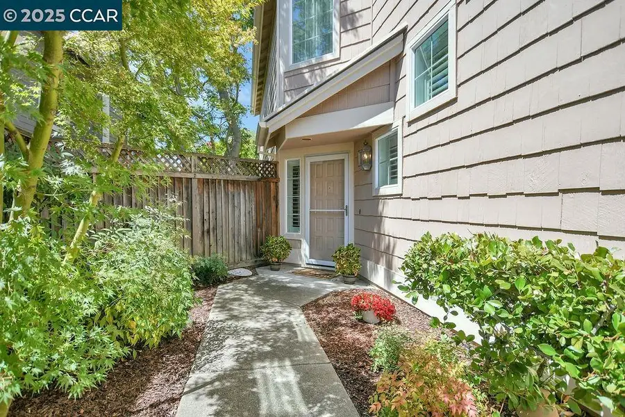 415 Orchard View Ave, Martinez, CA 94553 - Image #3