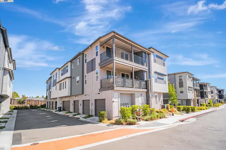 675 Delve Ct, Hayward, CA 94544 - Image #2