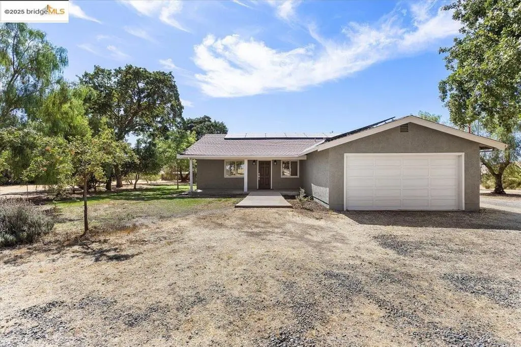5665 Victoria Ln, Livermore, CA 94550 - Image #1