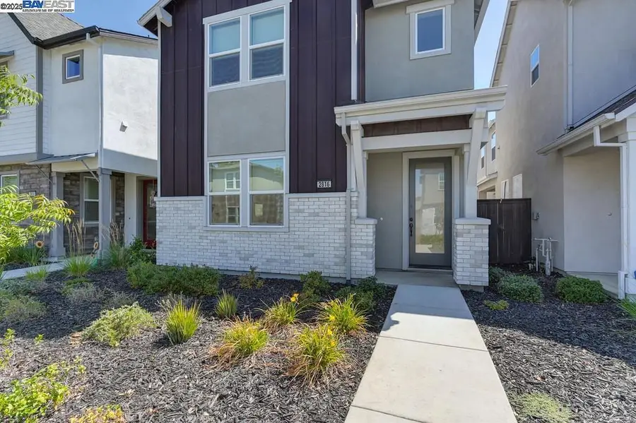 2816 Earthened Walk, Sacramento, CA 95833 - Image #2