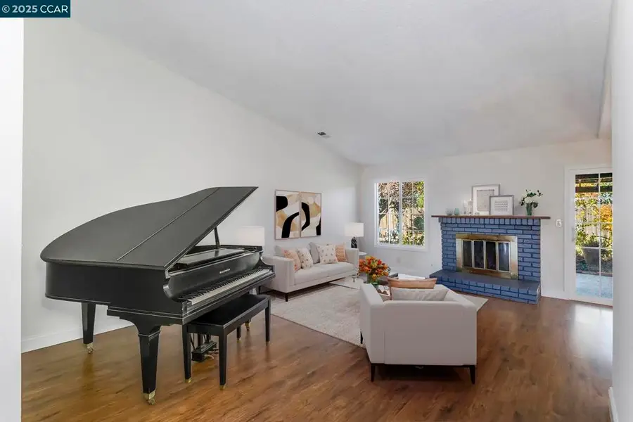 1769 Redwood Rd, Hercules, CA 94547 - Image #3