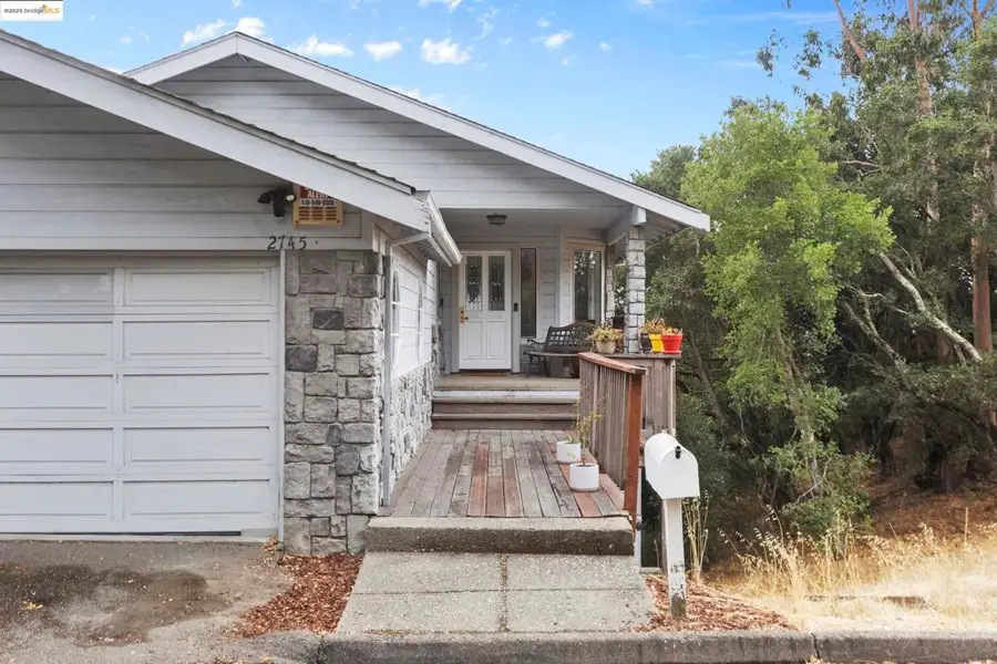 2745 Butters Drive, Oakland, CA 94608 - Image #2
