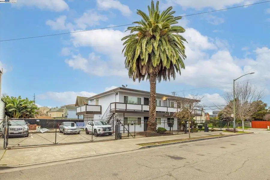1745 Chase St, Oakland, CA 94607 - Image #2