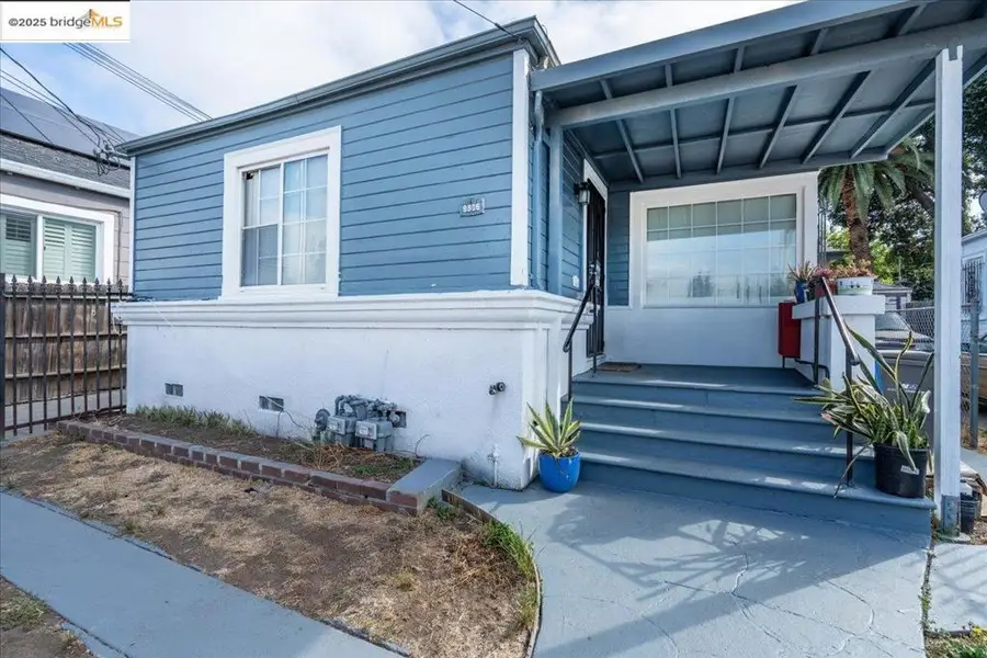 8806 Dowling St, Oakland, CA 94605 - Image #2