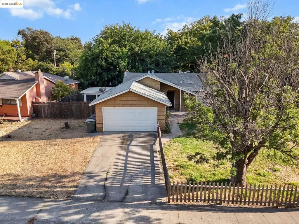 2100 Monifieth Way, Sacramento, CA 95822 - Image #1