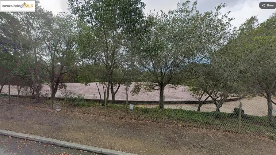 0 Bullard Dr, Oakland, CA 94611 - Image #2