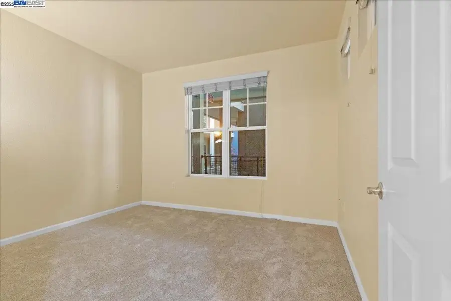 1121 40th Street #4201, Emeryville, CA 94608 - Image #2