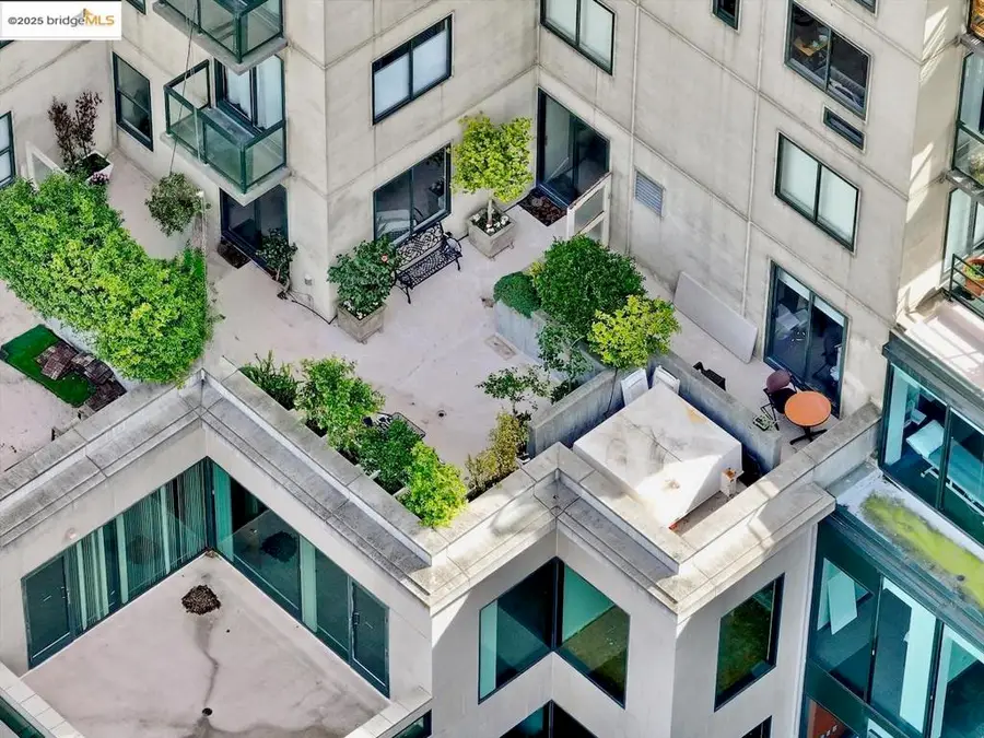 1 Daniel Burnham Ct #101, San Francisco, CA 94109 - Image #2