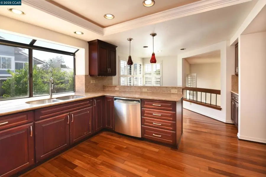 319 Oak Glen Ct, Martinez, CA 94553 - Image #3