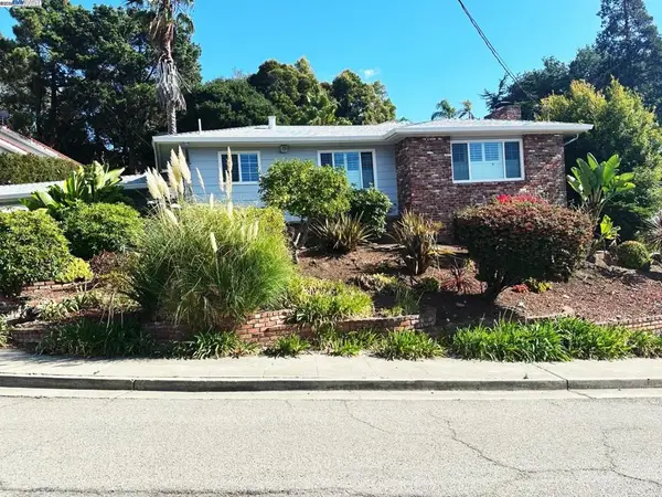 2 Sequoyah View Drive, Oakland, CA 94605