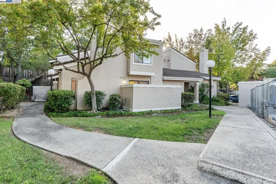 601 Palomino Dr #C, Pleasanton, CA 94566 - Image #2