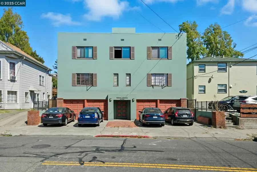1919 Curtis, Berkeley, CA 94702 - Image #2