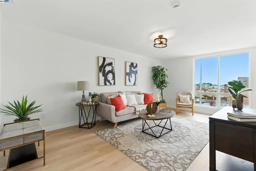 100 St, Daly City, CA 94014 - Image #1