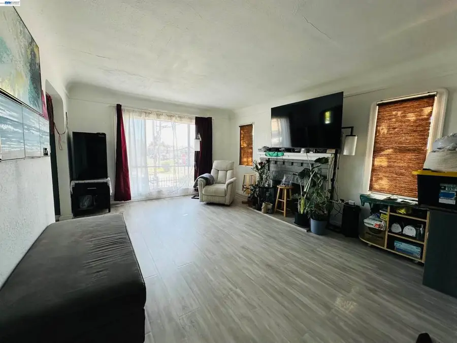1301 60th Ave, Oakland, CA 94621 - #2