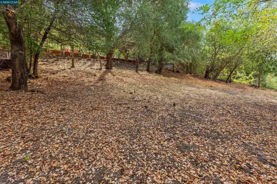 Glorietta Blvd, Orinda, CA 94563 - Image #3