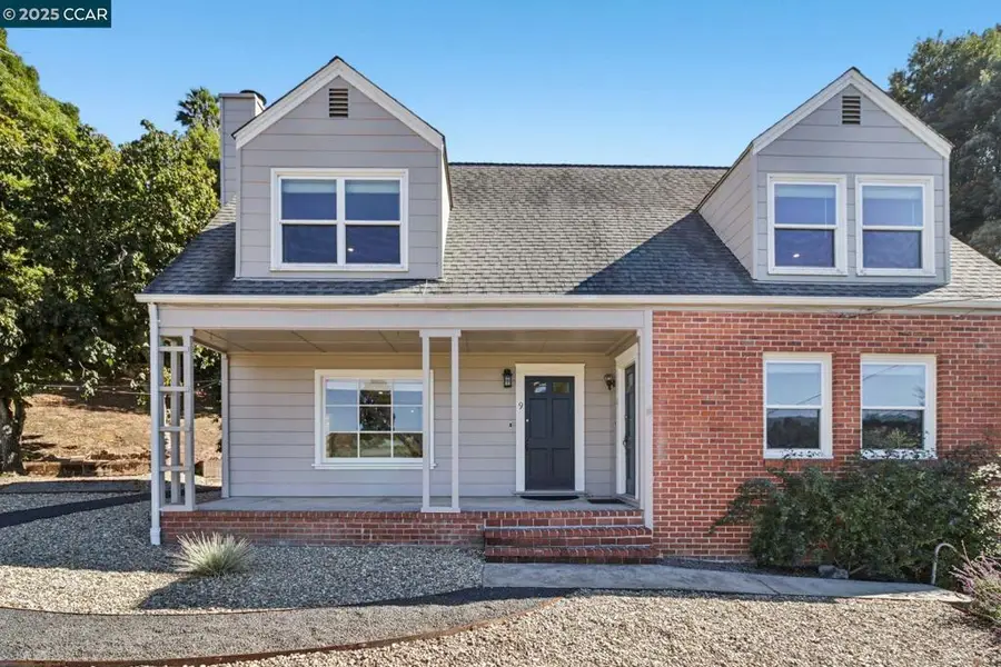 9 Clotilda Ct, Mill Valley, CA 94941 - Image #3