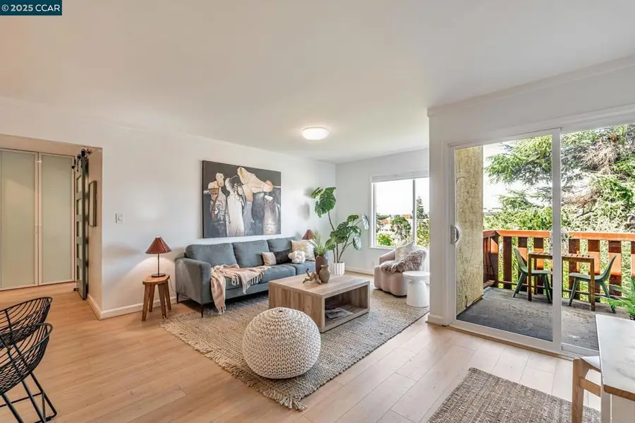 233 Orange St #304, Oakland, CA 94610 - Image #3