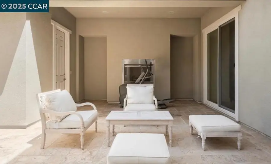 130 Arundel Dr, Hayward, CA 94542 - Image #3